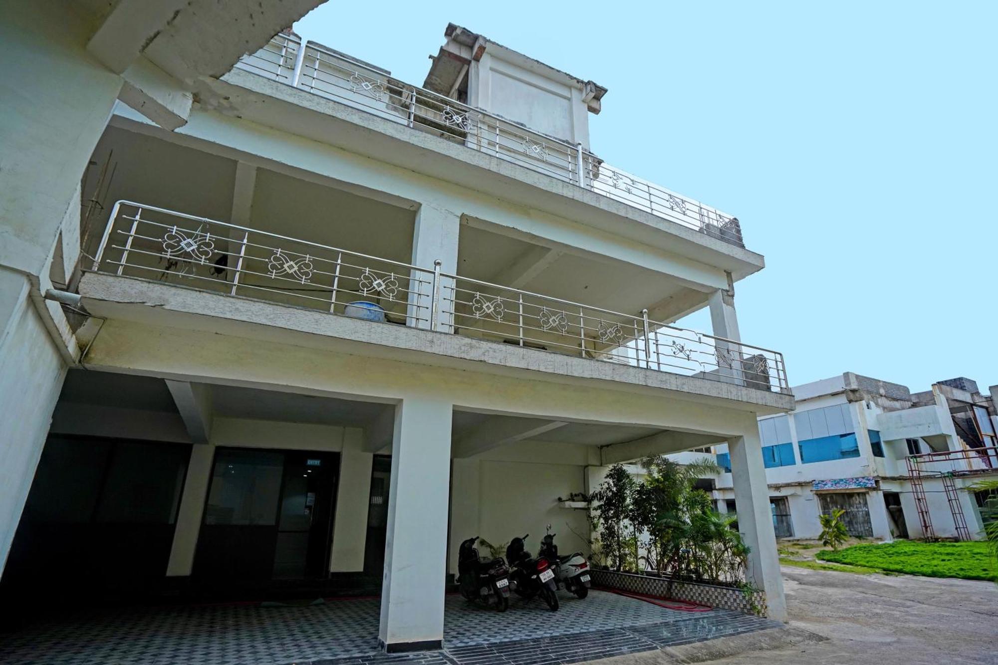 Hotel O Ss Palace Rāipur Exterior foto